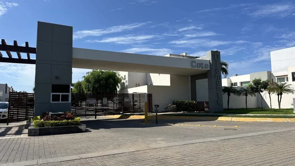CASA AMUEBLADA EN RENTA - Foto 2