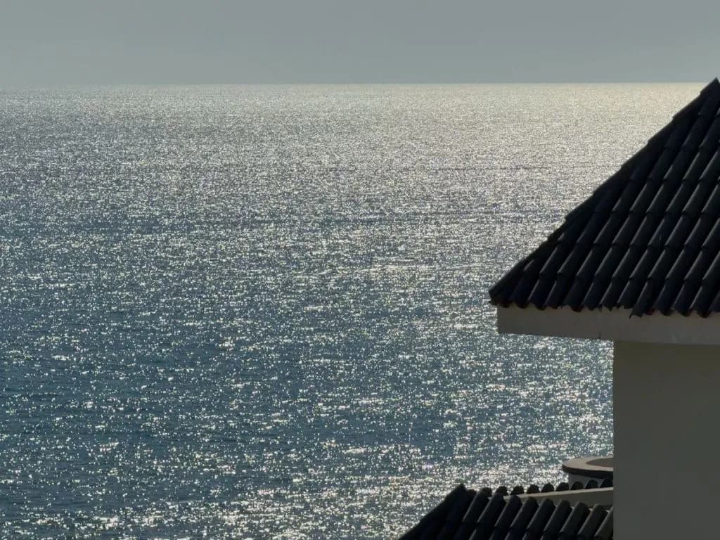 Vive el estilo de vida frente al mar en Quintas del Mar II - Foto 1