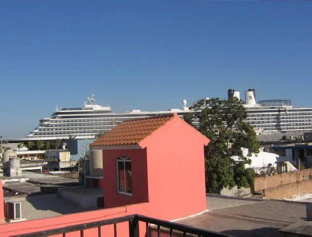 2 Bedroom House In Centro